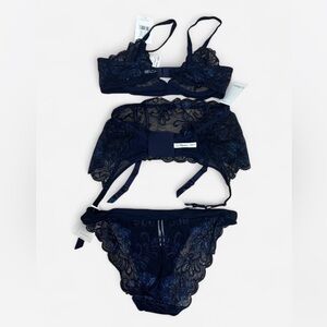 Le Mystere Navy Lace Bra and Panty Set